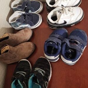 Nike Kids' Blue and White Sneakers